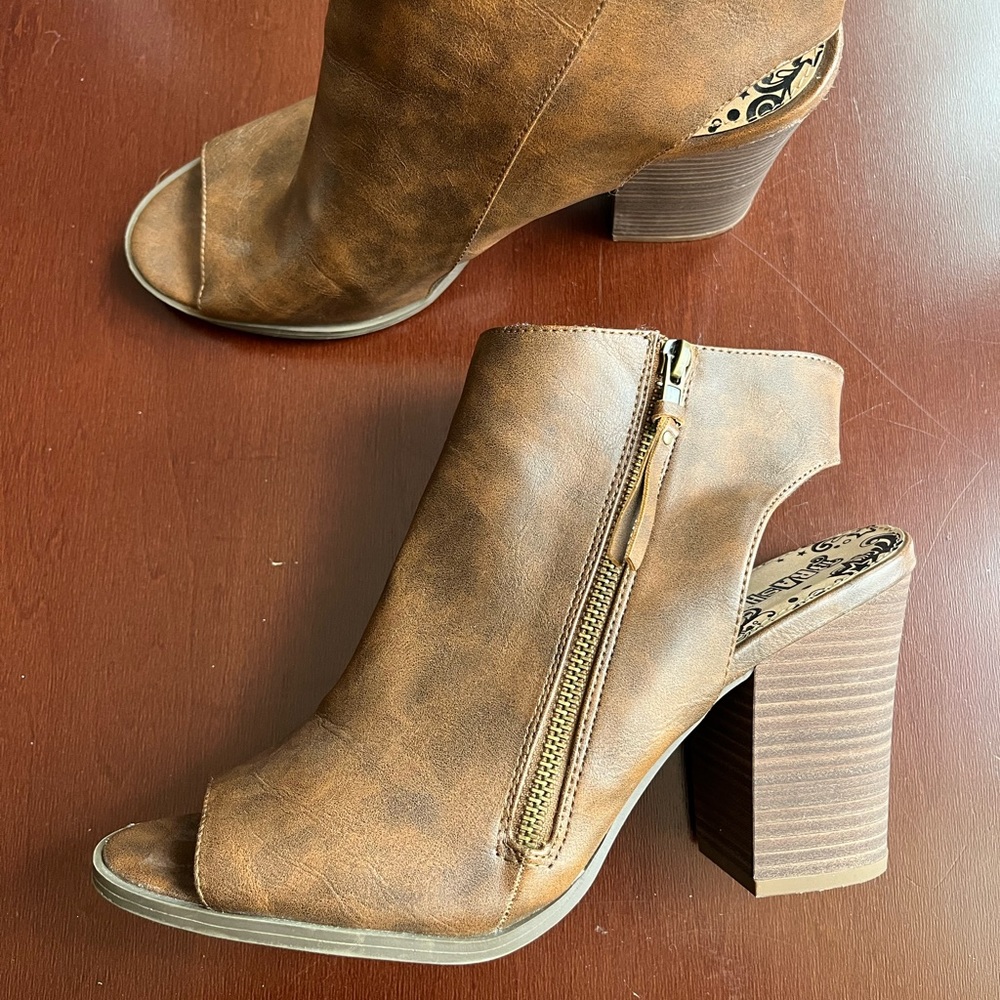 Women’s size 12 peep toe heels